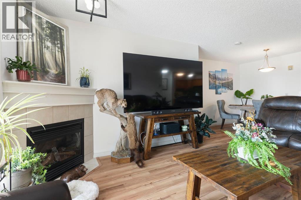 301, 128 Centre Avenue