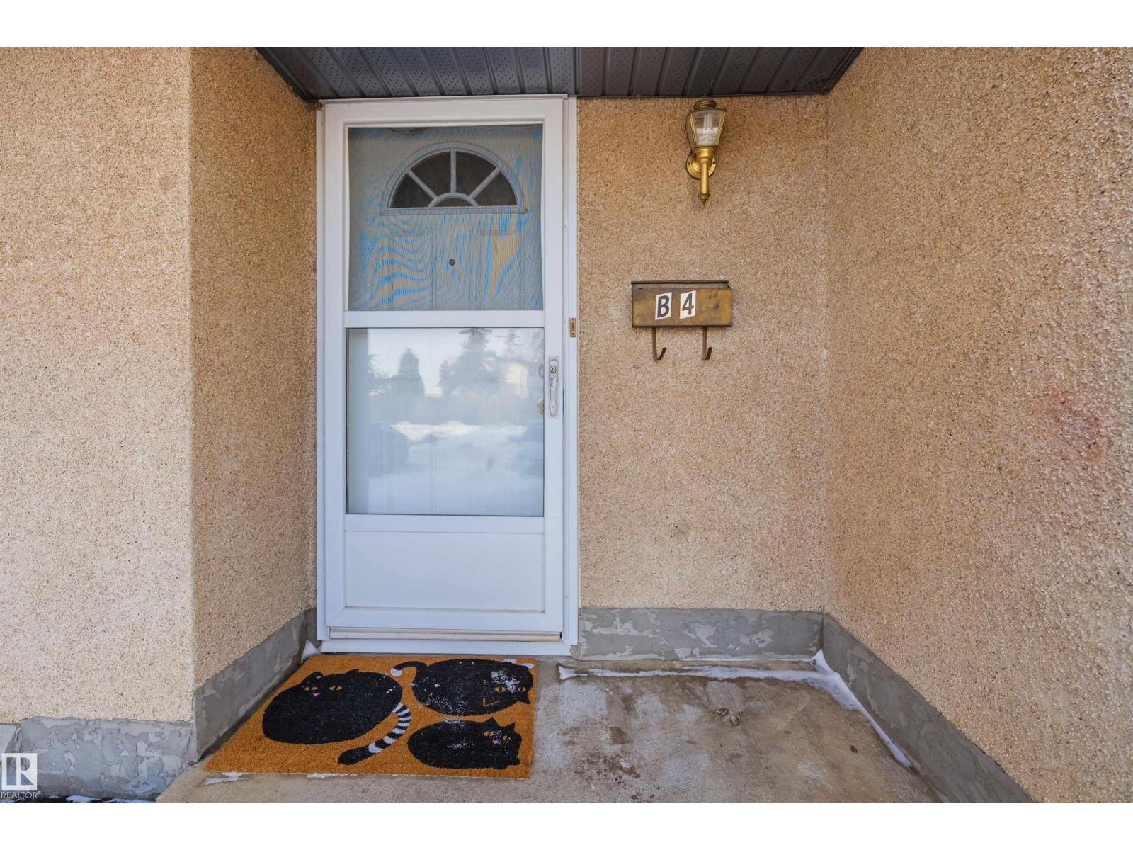 #B4 1 GARDEN GROVE GV NW