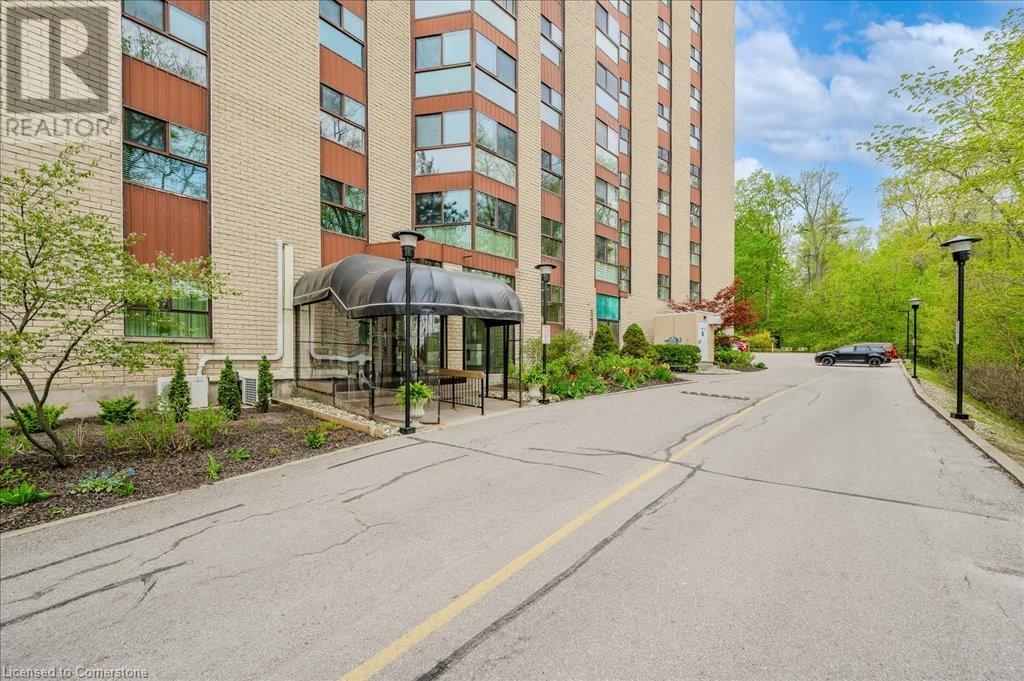 20 BERKLEY Road Unit# 704