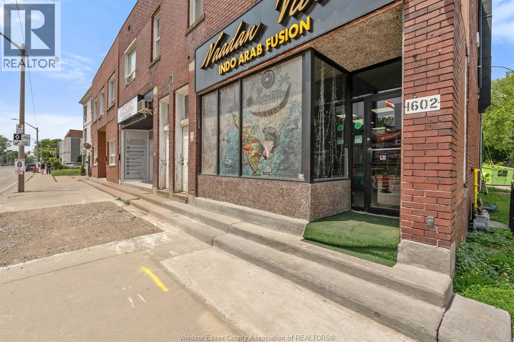 1602-1620 UNIVERSITY AVENUE West