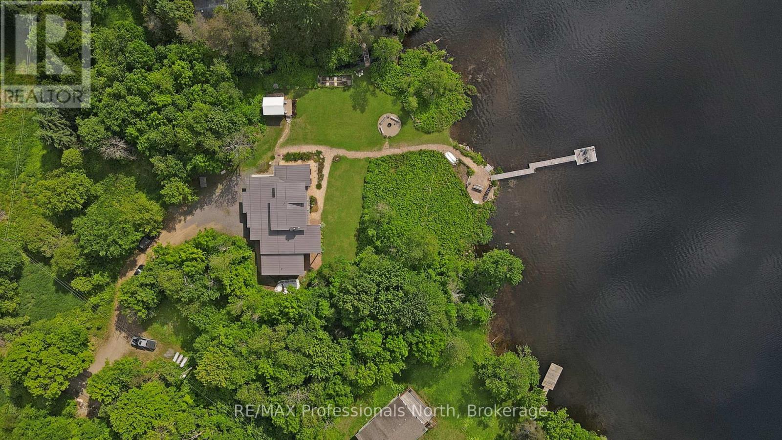 1049 TWIN ROCKS LANE