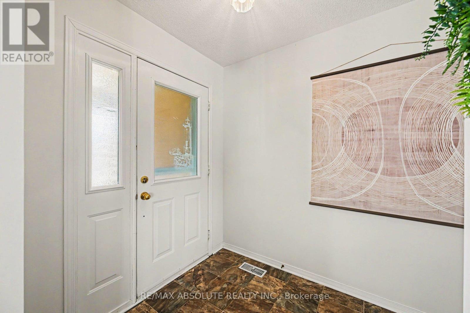 1 RIVER RIDGE CRESCENT