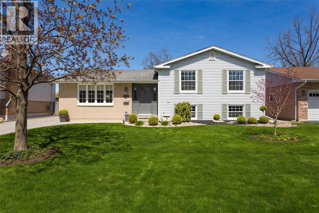 990 Allandale DRIVE