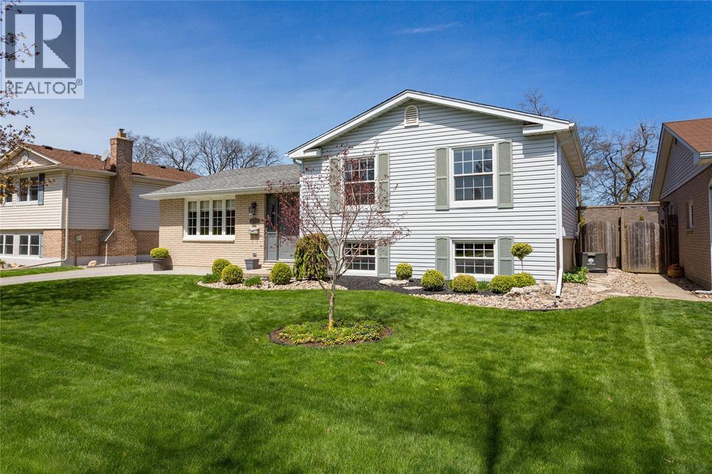 990 Allandale DRIVE