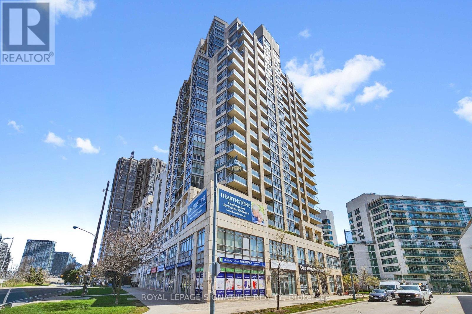 Photo 1 of 36 — 1609 - 3 MARINE PARADE DRIVE Unit 1609, Toronto (Mimico), ON M8V3Z5