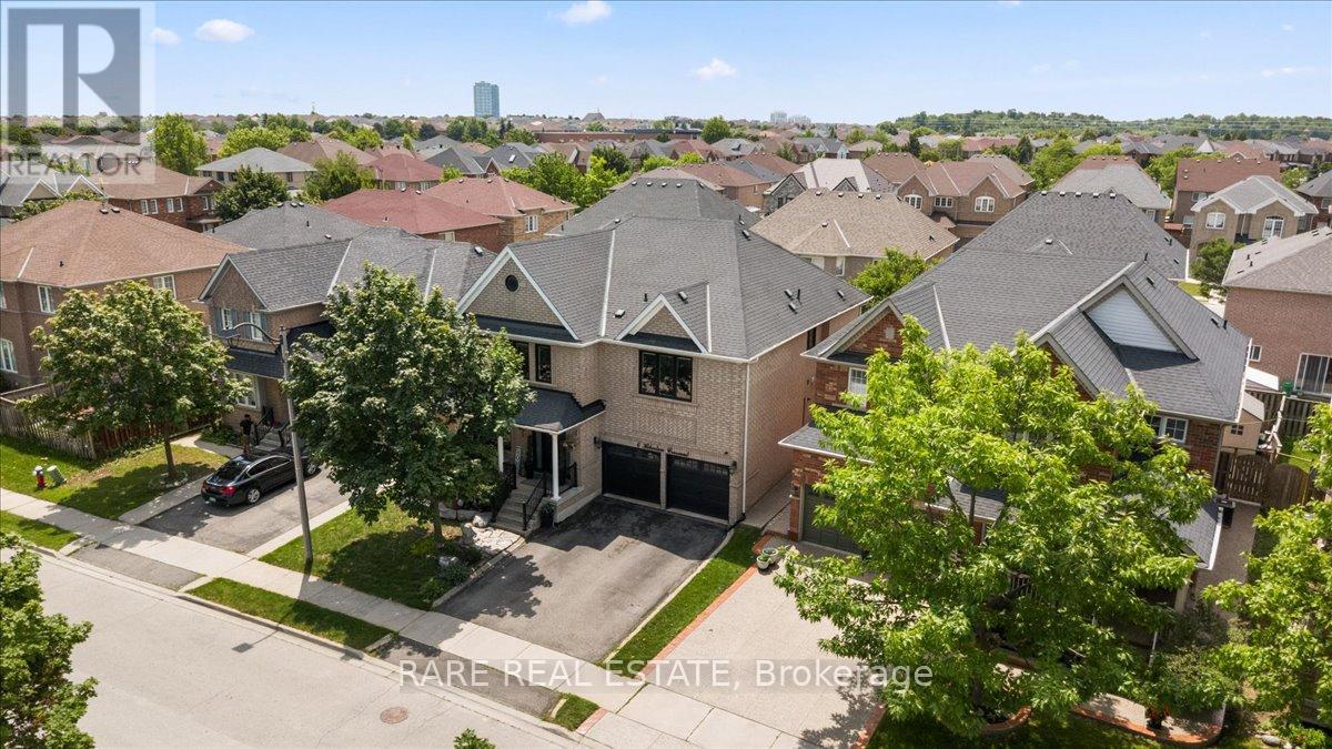 6 HIBERTON CRESCENT