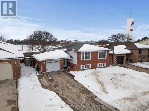 898 MCPHERSON CRESCENT Kincardine ON N2Z1M1