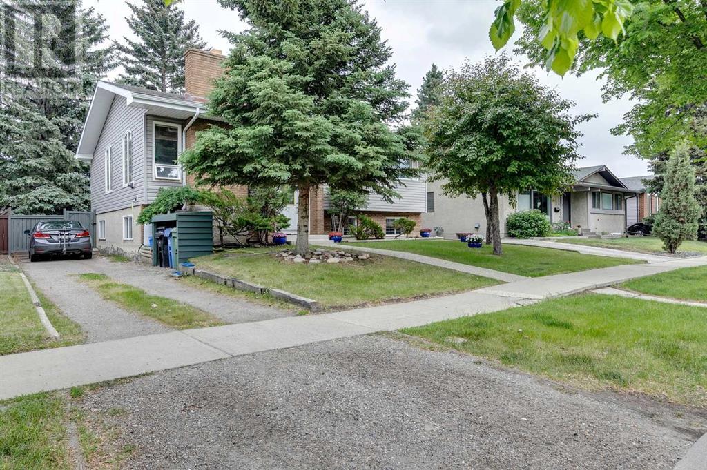 712 Brookpark Drive SW