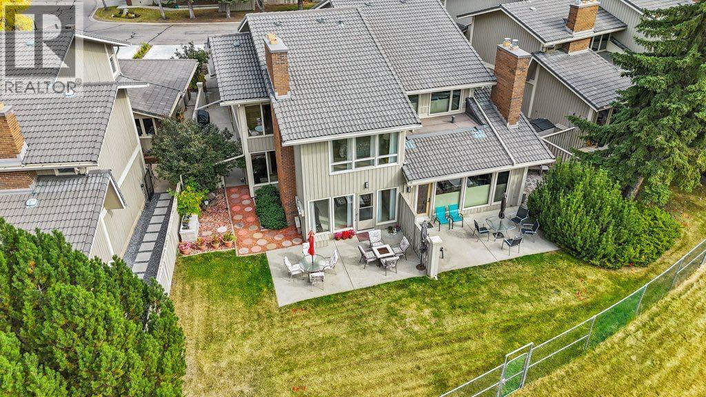 258, 20 Midpark Crescent SE