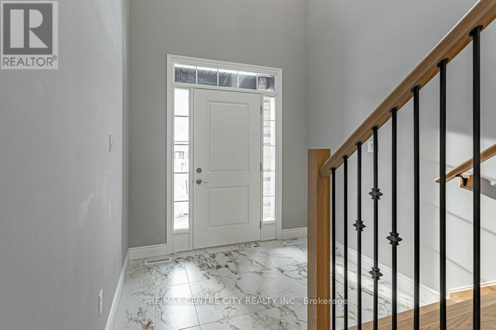 1596 NOAH BEND