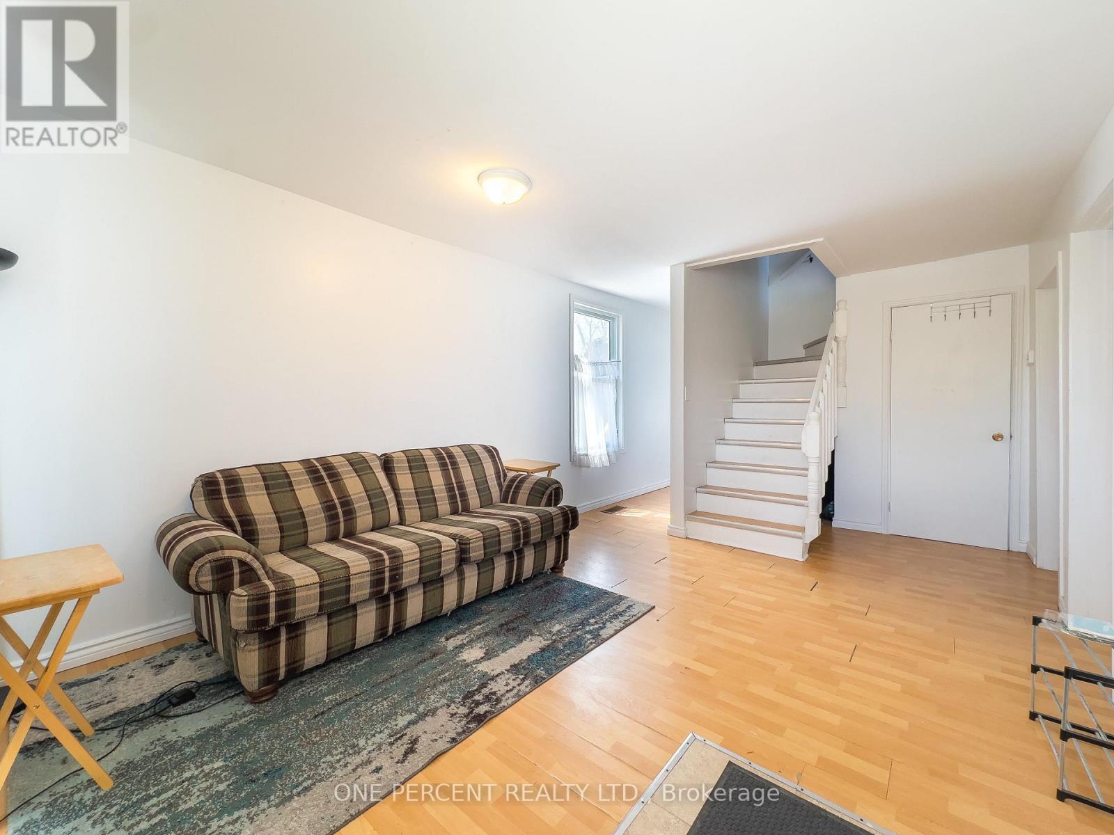138 CHATHAM STREET
