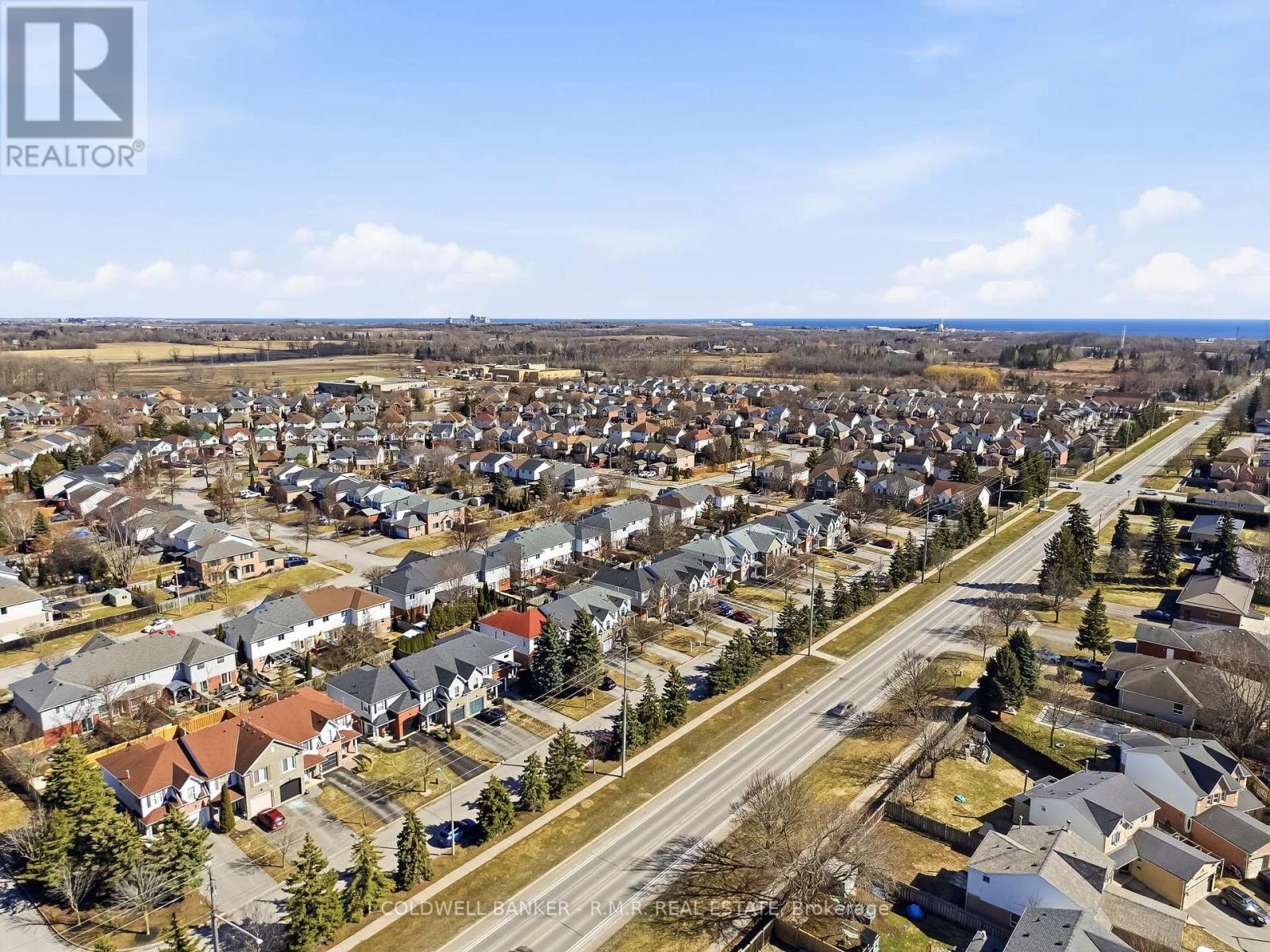 105 BROWNSTONE CRESCENT