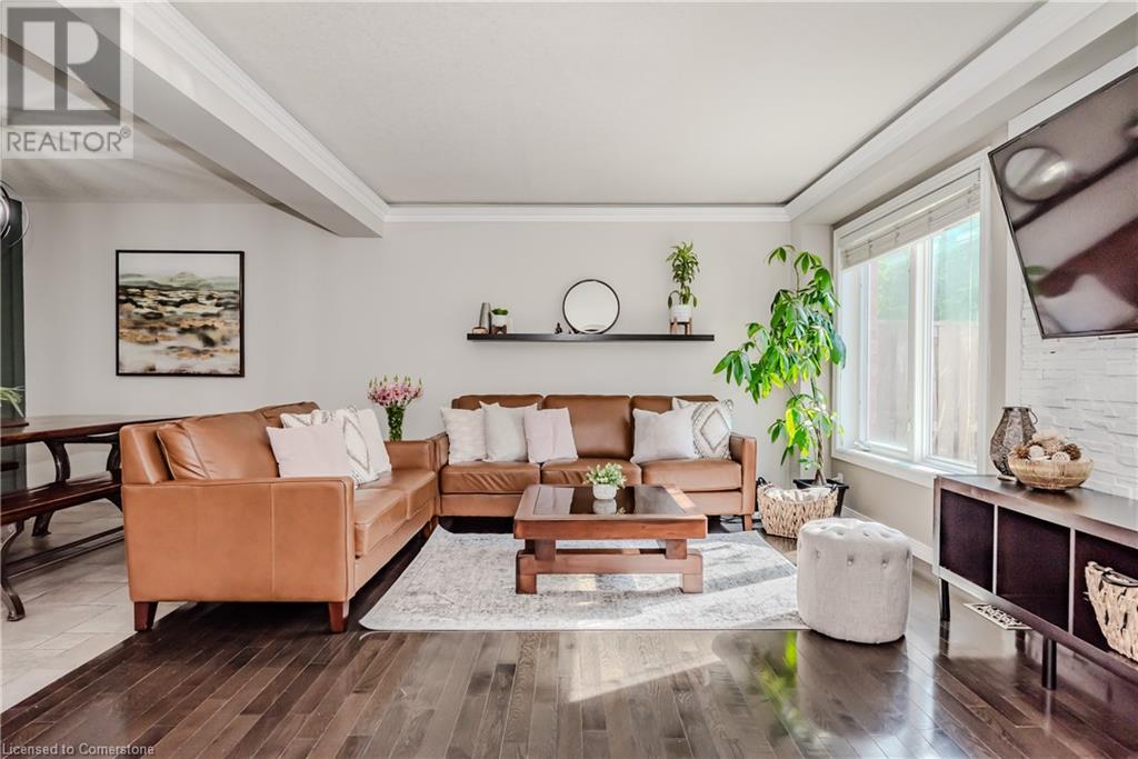 54 GERANIUM Avenue