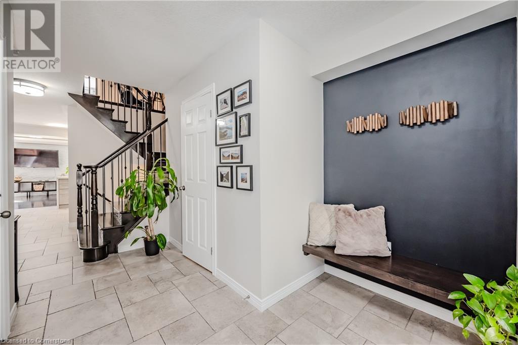 54 GERANIUM Avenue