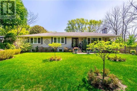 4306 LAKESHORE Road Burlington ON L7L1A8