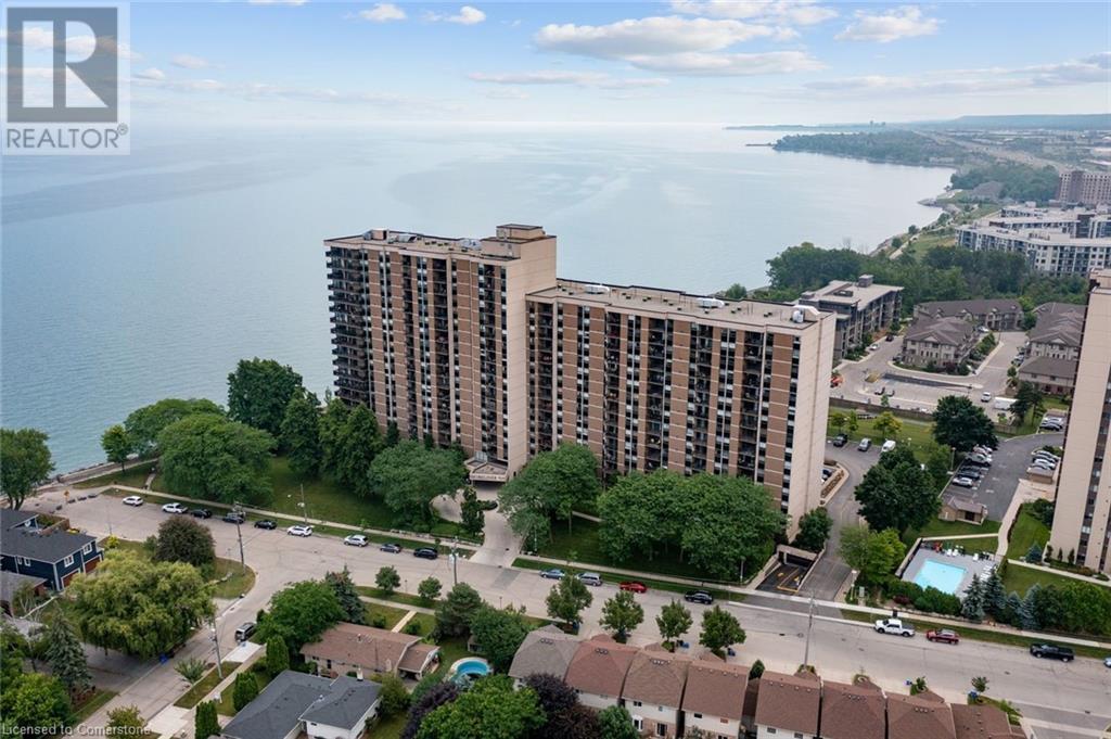 500 GREENS Road Unit# 218