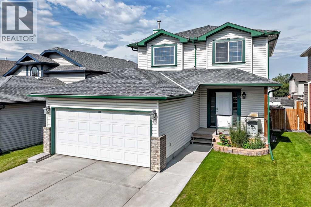 23 Thornbird Way SE