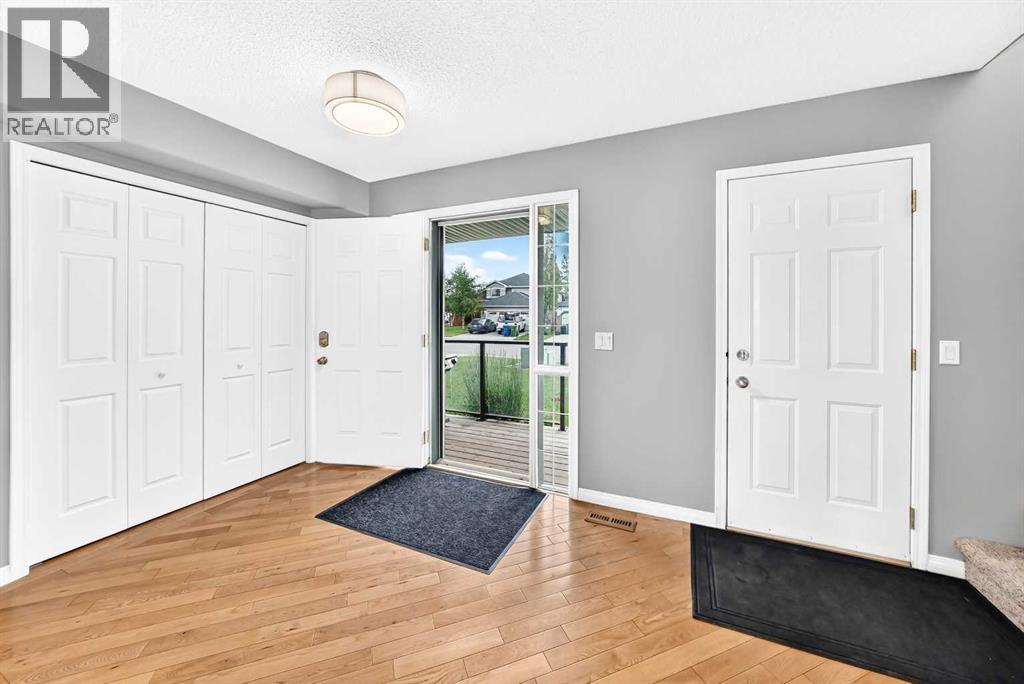 23 Thornbird Way SE