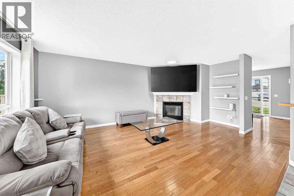 23 Thornbird Way SE