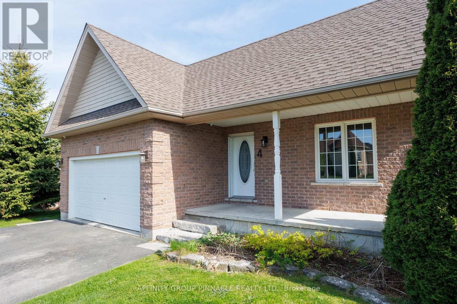 4 CHAMPLAIN BOULEVARD