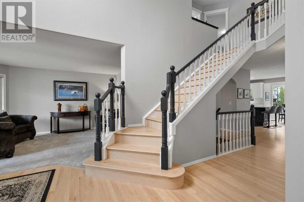 138 Mckenzie Lake View SE