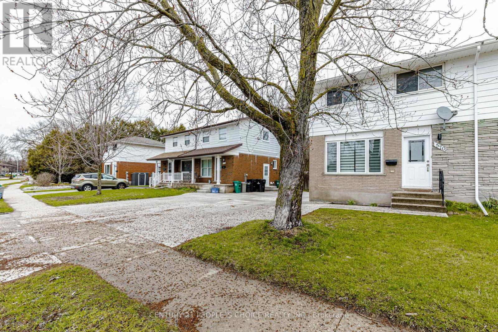 570B GLEN FORREST BOULEVARD