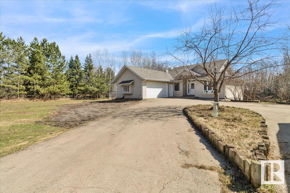 #13 52508 RGE ROAD 21