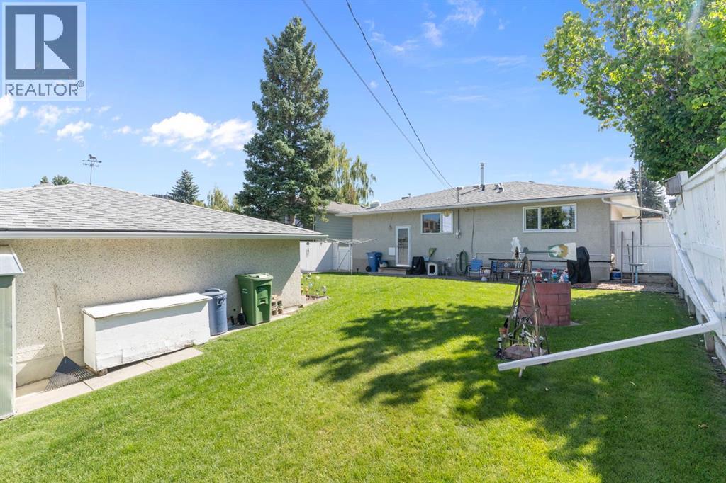 10535 Shillington Crescent SW