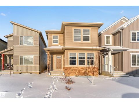 324 36 AV NW NW Edmonton AB T6T2P9