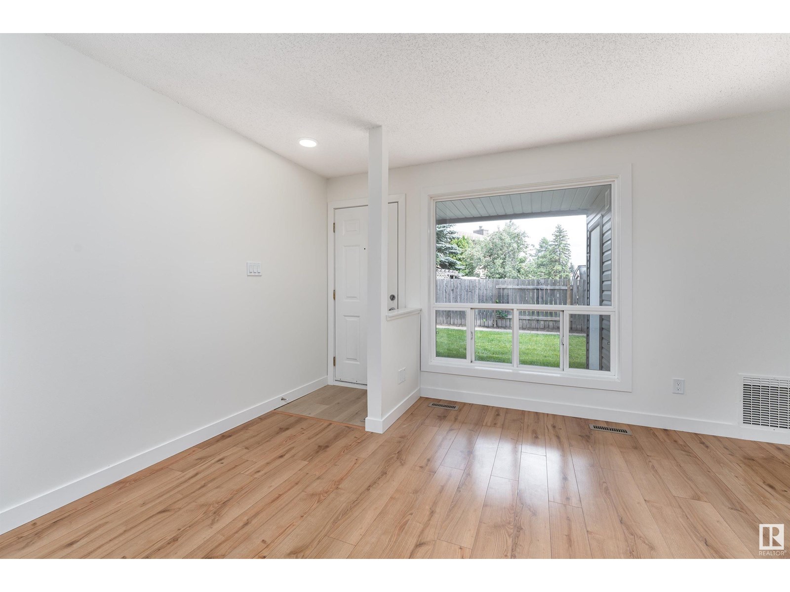 #29 1503 MILL WOODS E NW