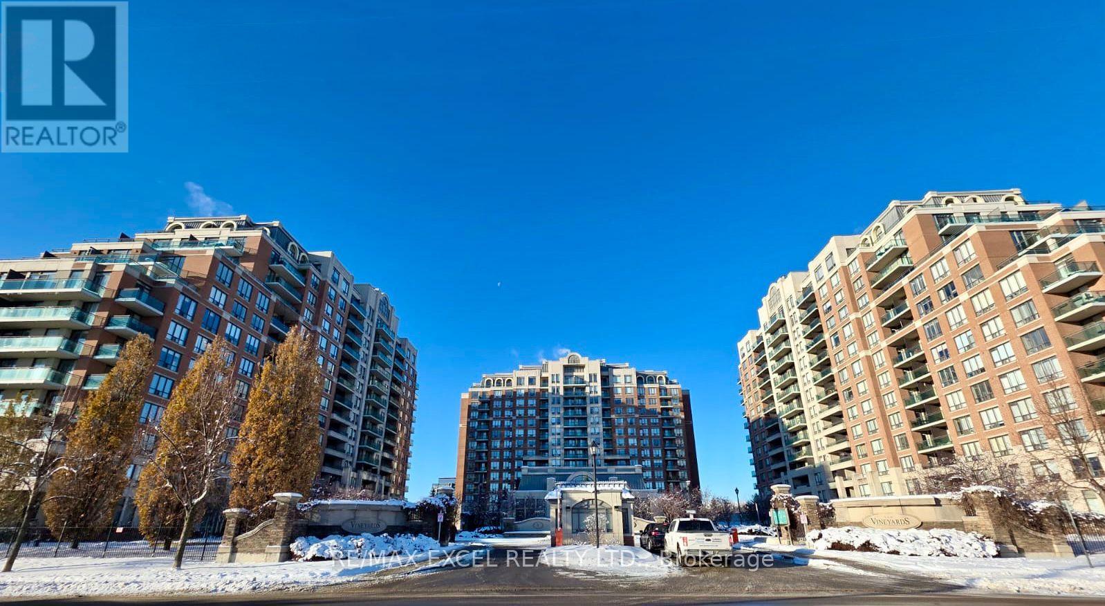 712 - 350 RED MAPLE ROAD