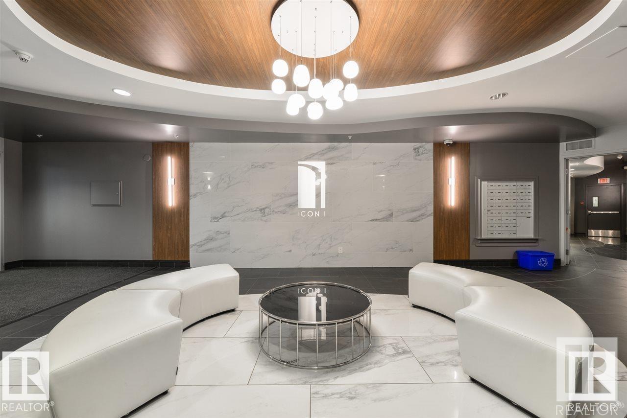 #2202 10136 104 ST NW