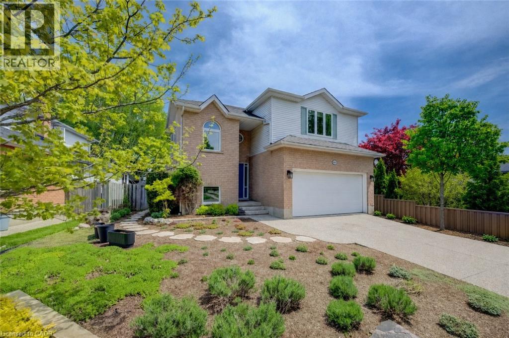 464 NORTHLAKE Drive