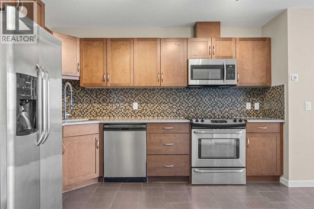 2208, 1320 1 Street SE