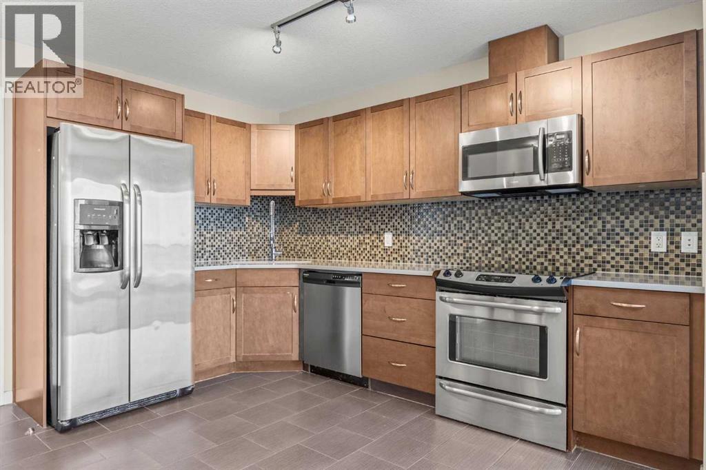 2208, 1320 1 Street SE