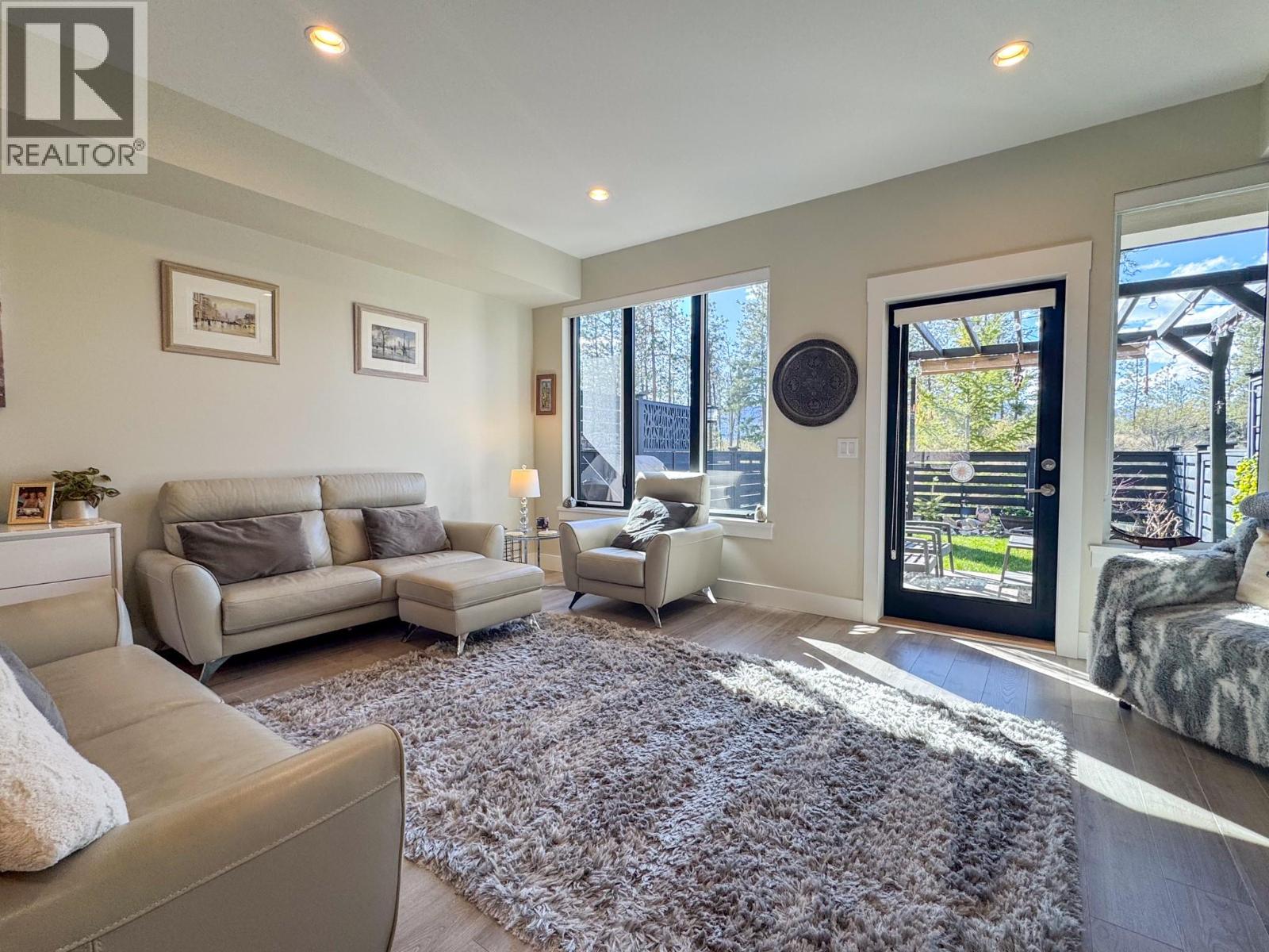 12798 Lake Hill Drive Unit# 26