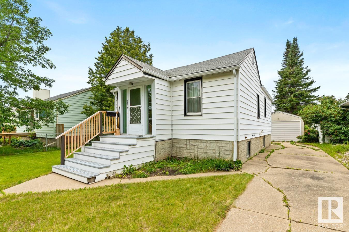 10616 150 ST NW