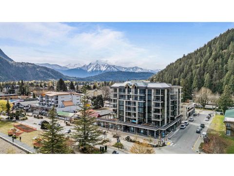 608 120 ESPLANADE AVENUE|Harrison Hot Springs Harrison Hot Springs BC V0M1K0