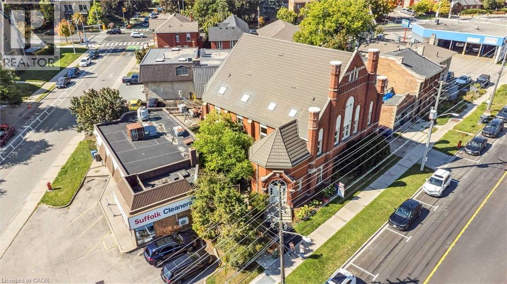 200 WOOLWICH Street Unit# 204