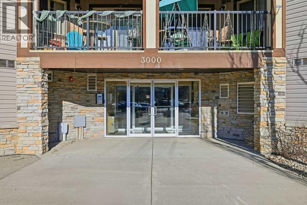 3305, 60 Panatella Street NW