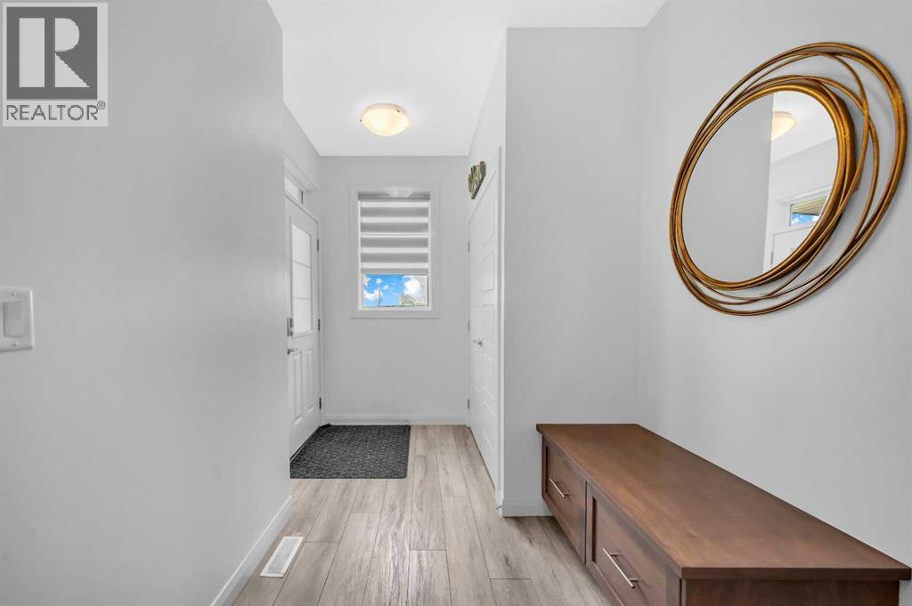 95 Redstone Heights NE