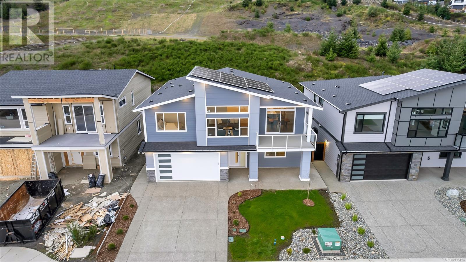 3206 Woodrush Dr