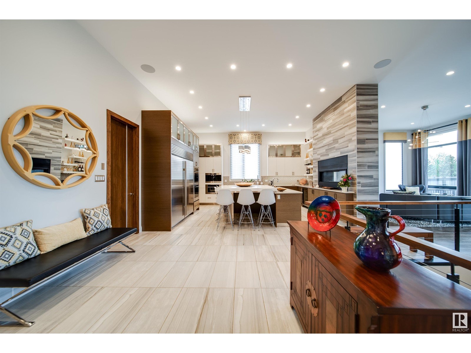 672 180 ST SW