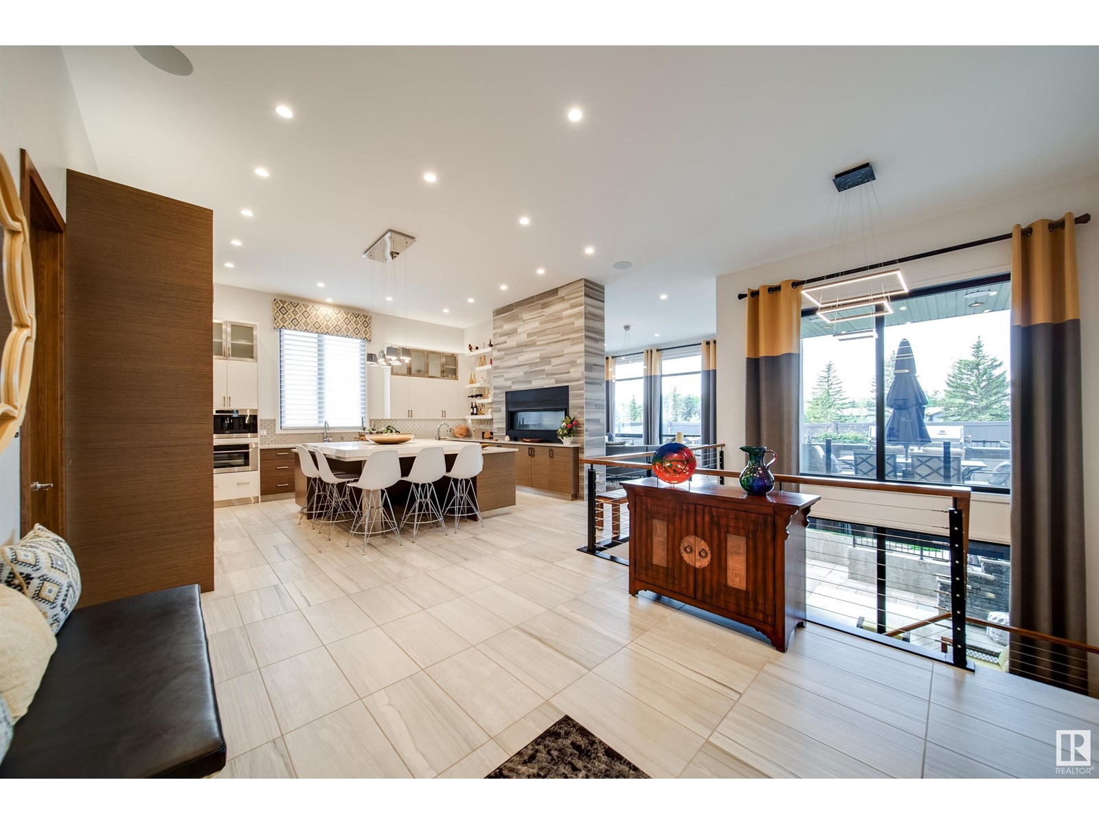 672 180 ST SW