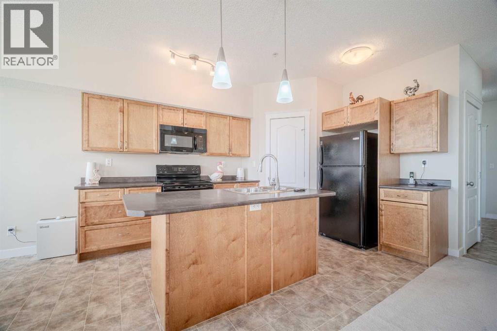 1202, 2370 Bayside Road SW