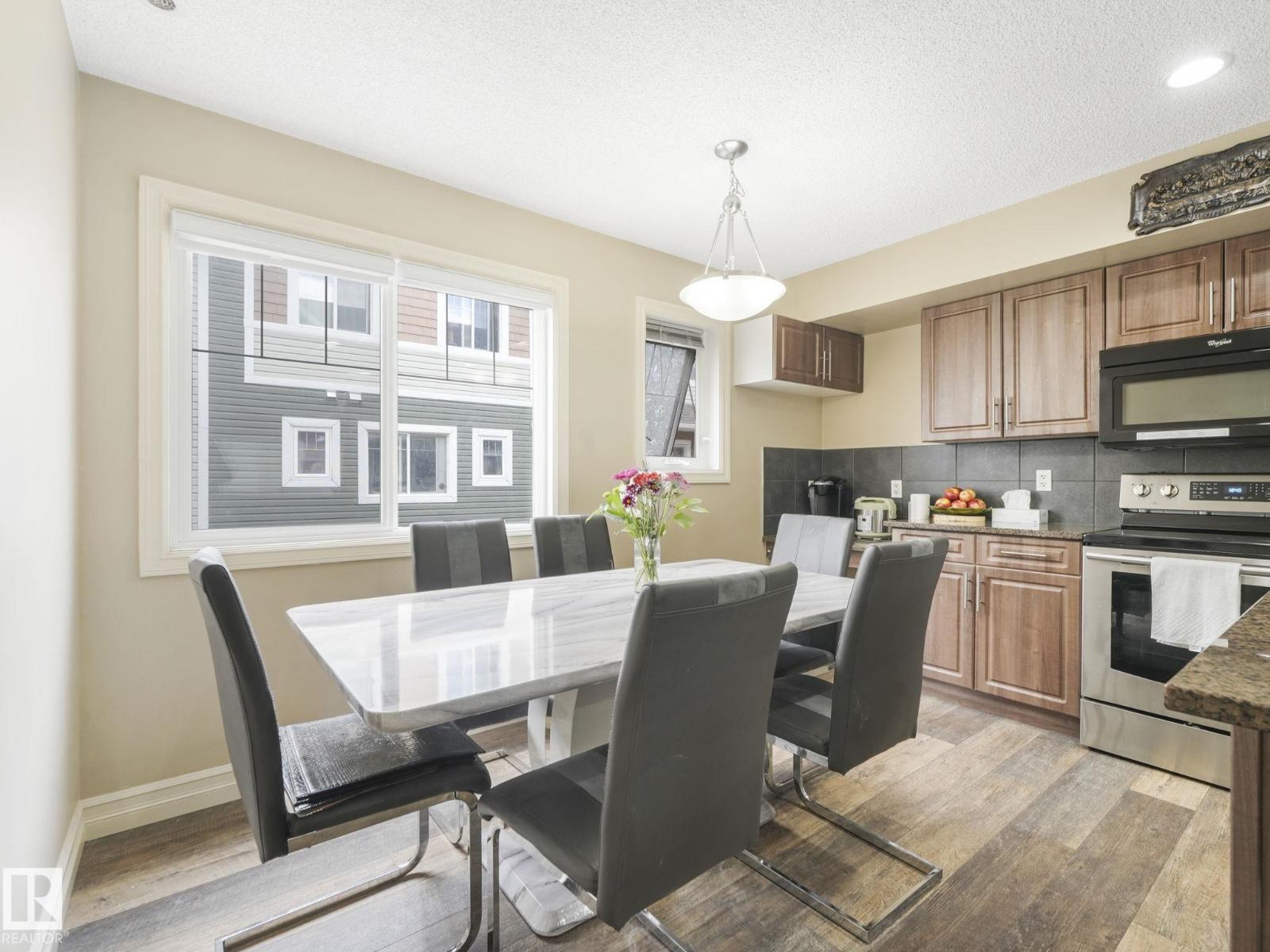 #118 655 TAMARACK RD NW