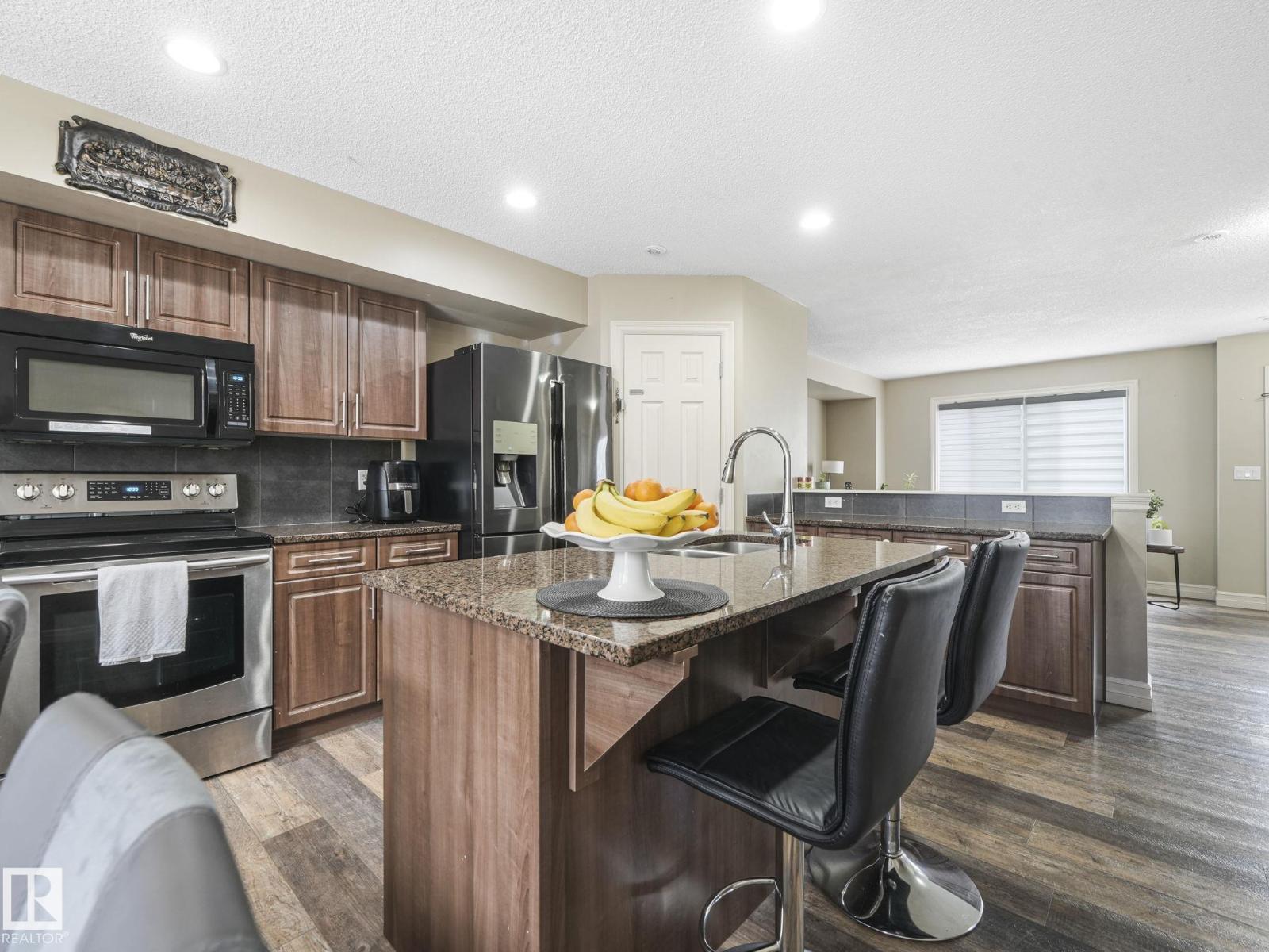 #118 655 TAMARACK RD NW