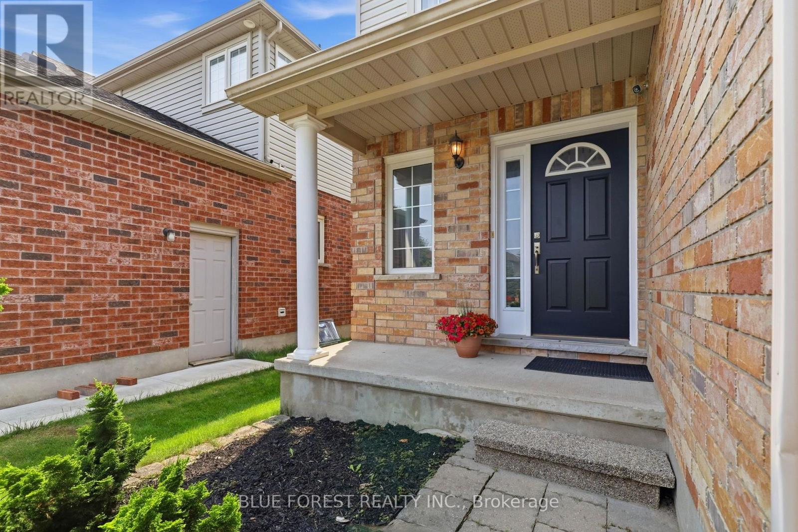 1888 STACKHOUSE CRESCENT