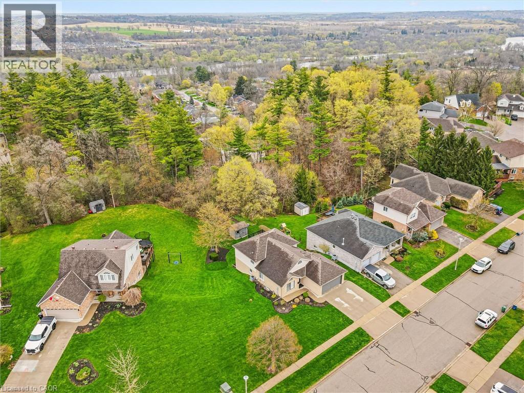 79 FAIRLAKE Drive
