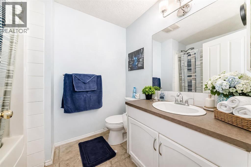 115 Saddlebrook Point NE